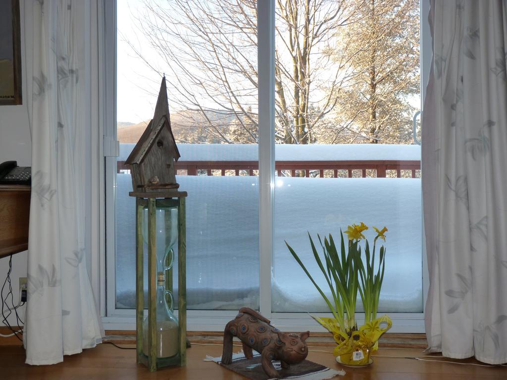 B&B Pinorama Sutton Esterno foto